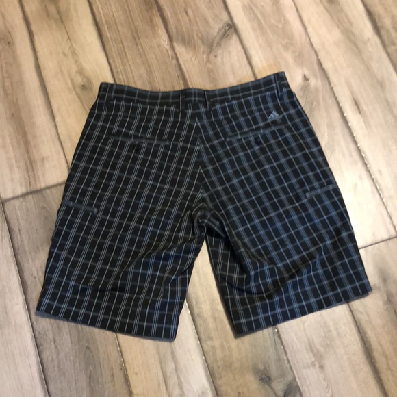 Men’s Adidas Golf Shorts - Picture 3 of 5